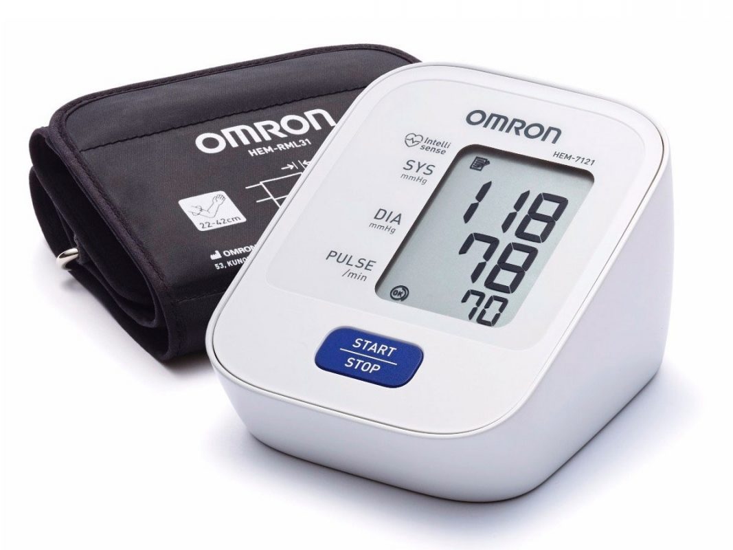 Aparato para toma de Presión Arterial OMRON Modelo HEM-7120 – Fisiocare